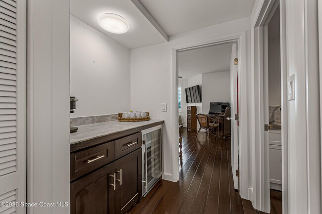 Building Photo - 7415 Aquarina Beach Dr