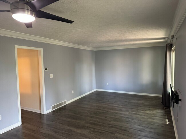 Building Photo - 2 Bedroom, 2.5 Bathroom Half Double in Dublin, OH