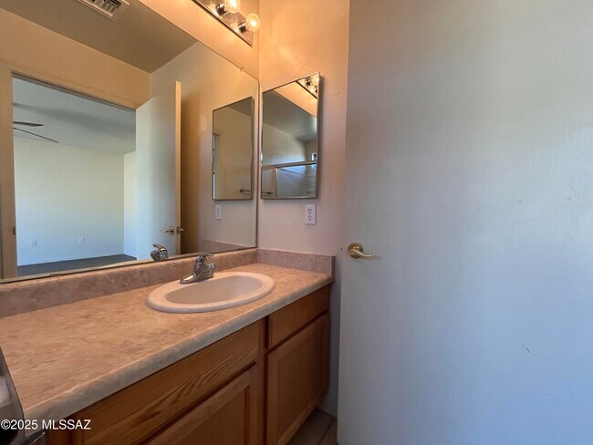 Building Photo - 7201 S Monks Tale Dr