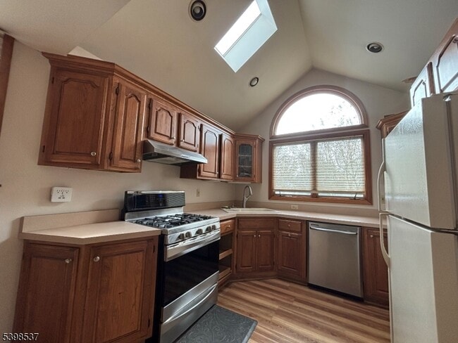 Building Photo - 434 W Inman Ave