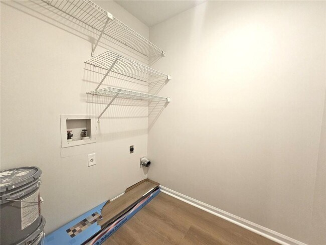 Building Photo - 2270 Newport Landing