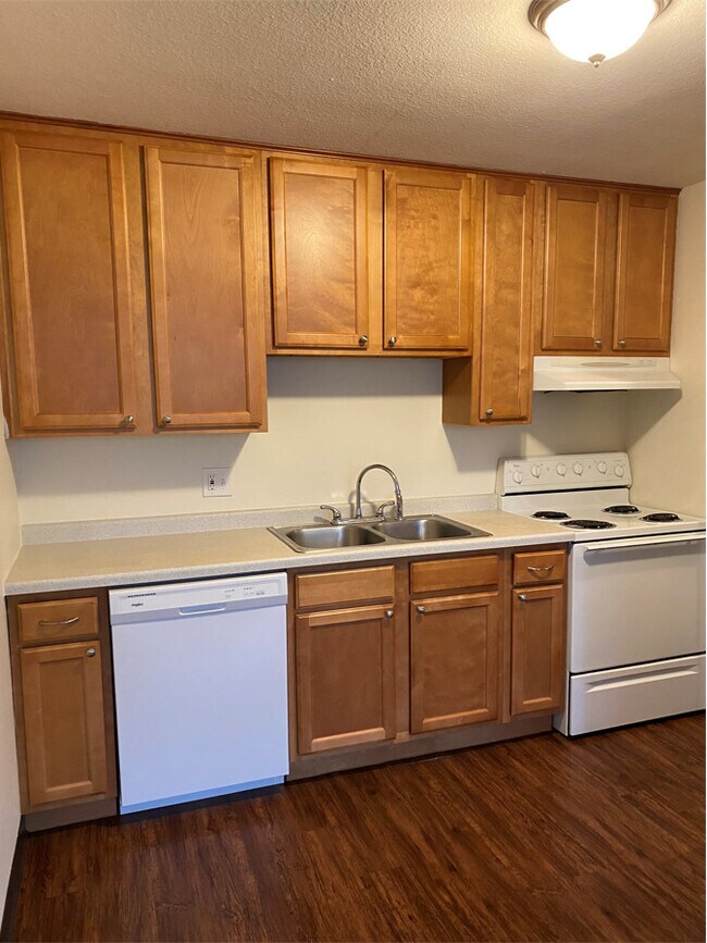 Building Photo - 2647 Emerson