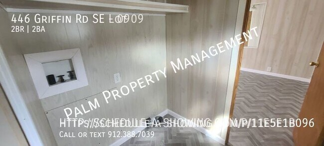 Building Photo - 446 Griffin Rd SE