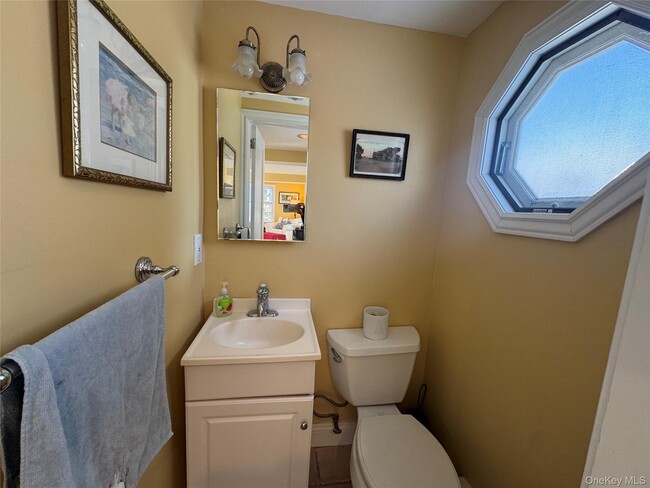 Building Photo - 1070 Town Harbor Ln