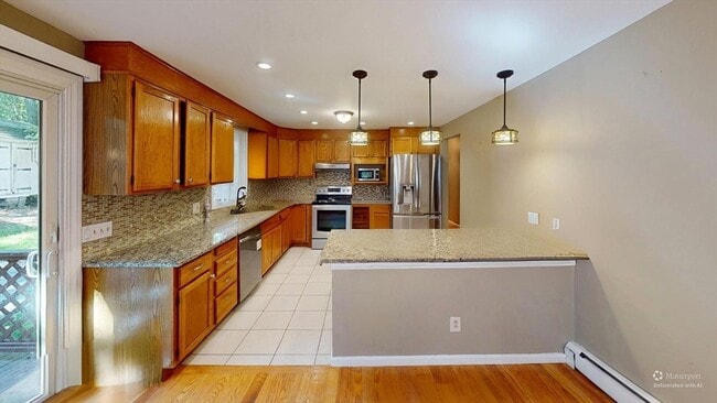 Primary Photo - 18 Cranston Cir