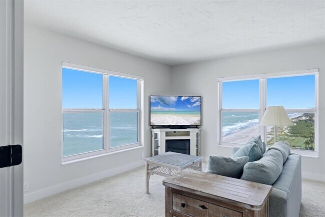 Building Photo - 4401 Gulf of Mexico Dr