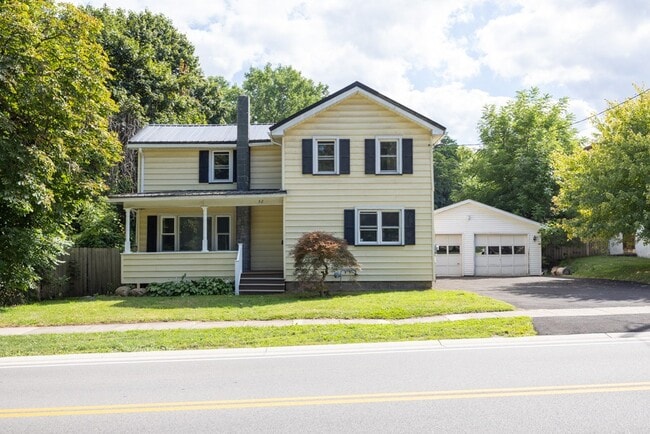 Building Photo - 52 East Ave