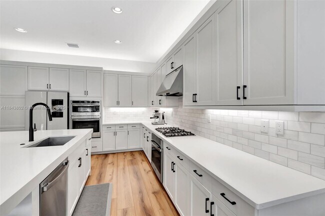 Building Photo - 8608 Torrey Isles Terrace