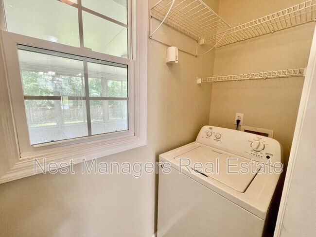 Building Photo - 9616 Gooden Dr