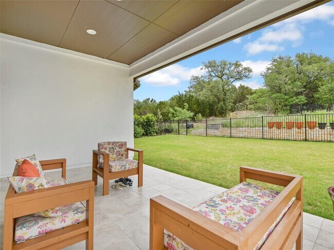 Building Photo - 9703 Bayshore Bend