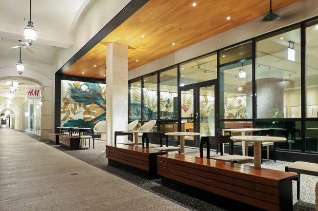 Building Photo - 600 S Dixie Hwy