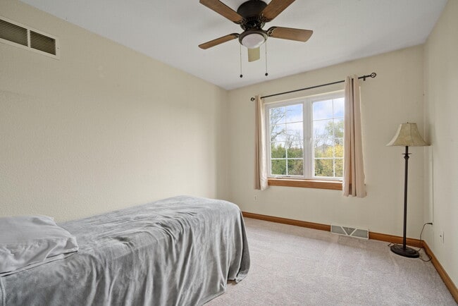 Building Photo - N54W16164 Westwind Dr