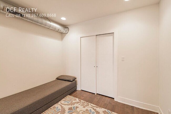 Building Photo - 135-37 N 3rd St