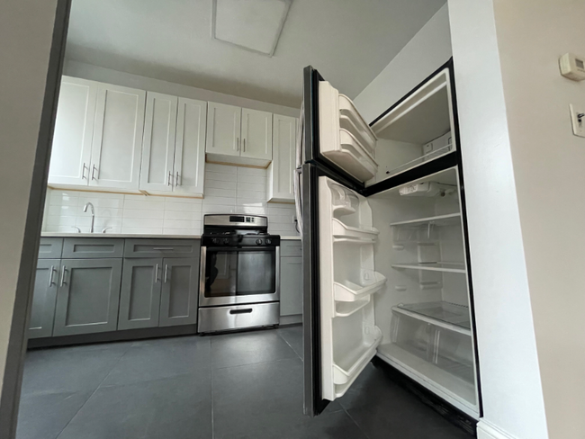 Building Photo - 3021 Avenue D