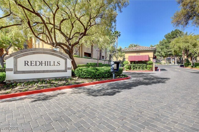 Building Photo - 8733 Red Brook Dr