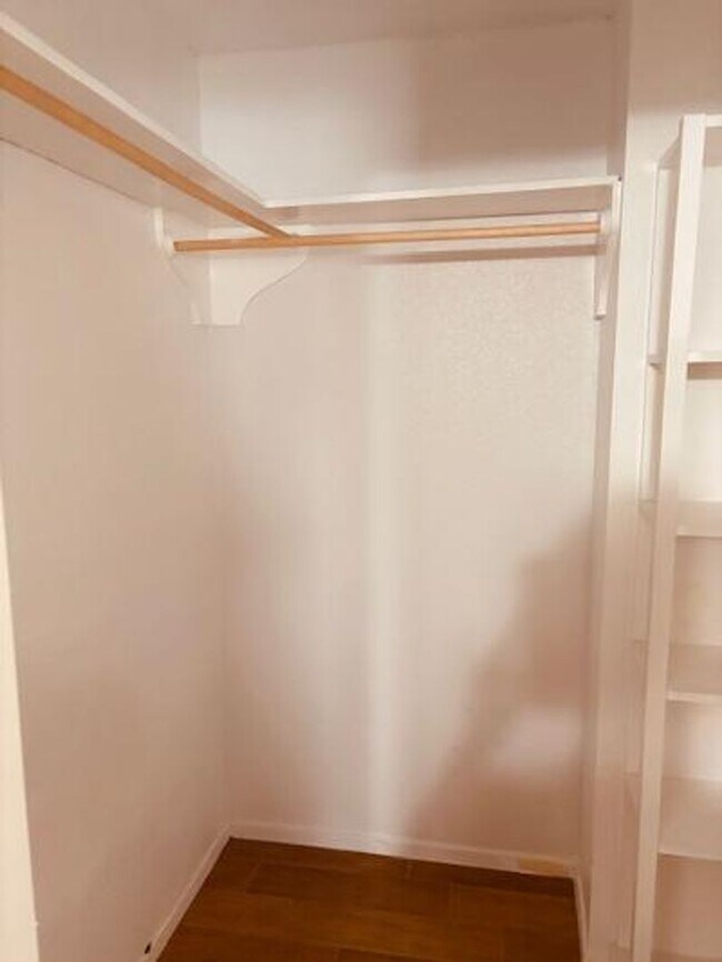 Building Photo - ASK ABOUT BACK TO SCHOOL MOVE IN SPECIAL!