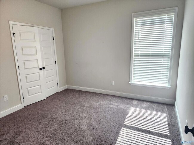 Building Photo - 26333 Kennesaw Blf Dr