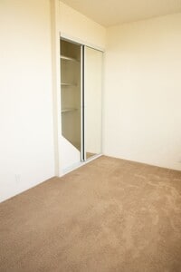 Building Photo - 936 Lehua Ave