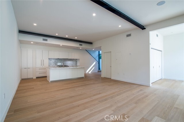 Building Photo - 812 Huntley Dr