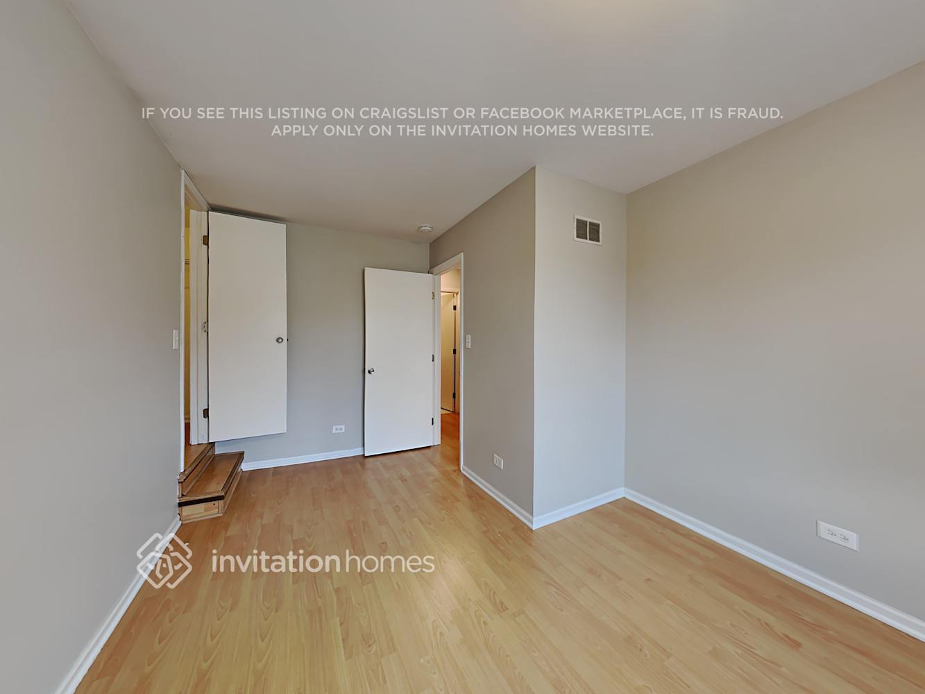 Building Photo - 10528 S 83rd Ave