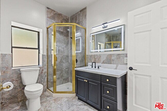 Building Photo - 2646 Rinconia Dr