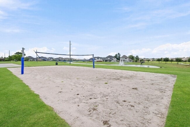 Building Photo - 25450 Barmby Dr