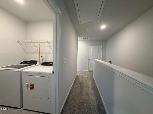 Building Photo - 218 Broomside Ave