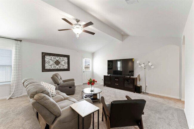 Building Photo - 408 Elaine Vly Dr