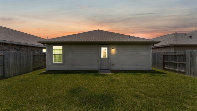Building Photo - 7814 Switchgrass Crk Dr