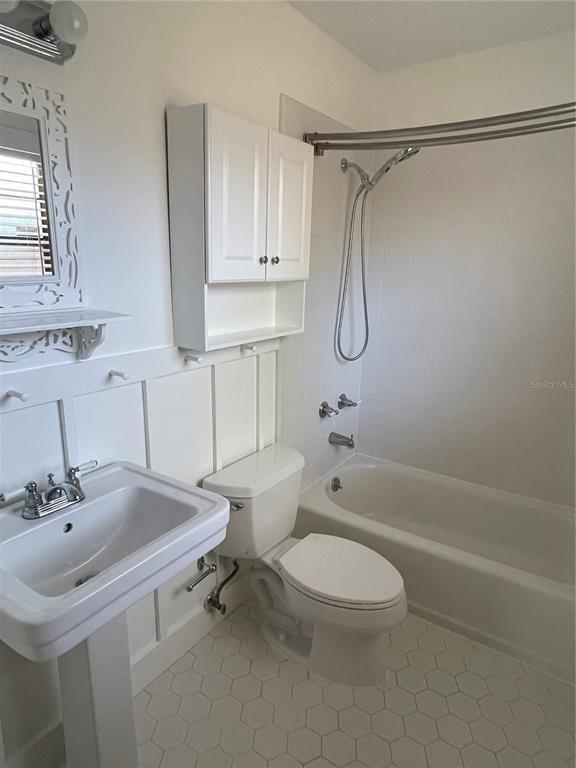 Building Photo - 4730 NW 36th Pl