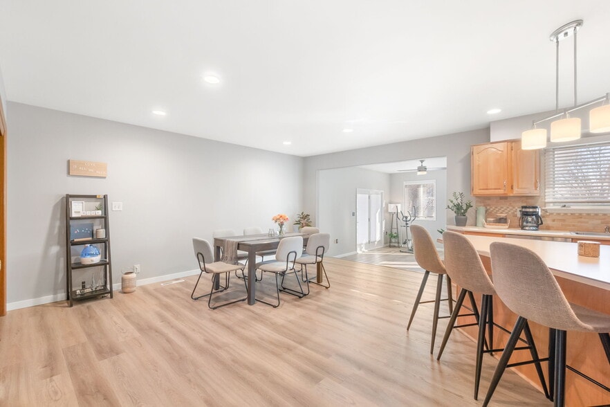 Dining Room - 318 Highland Dr