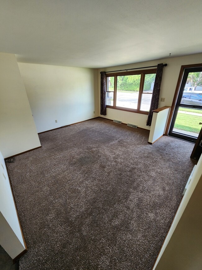 Building Photo - 3603 Geele Ave