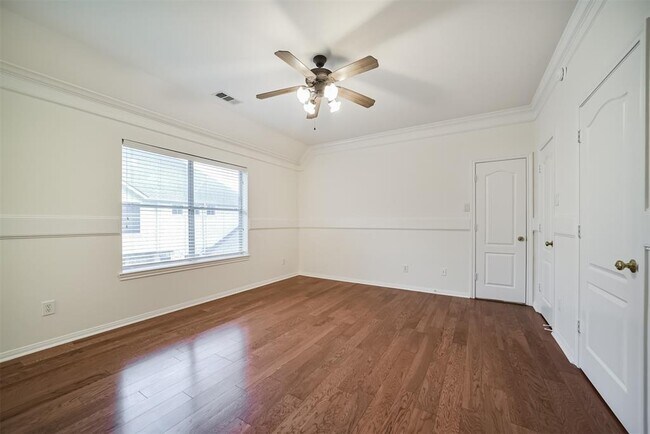 Building Photo - 14015 Falcon Heights Dr