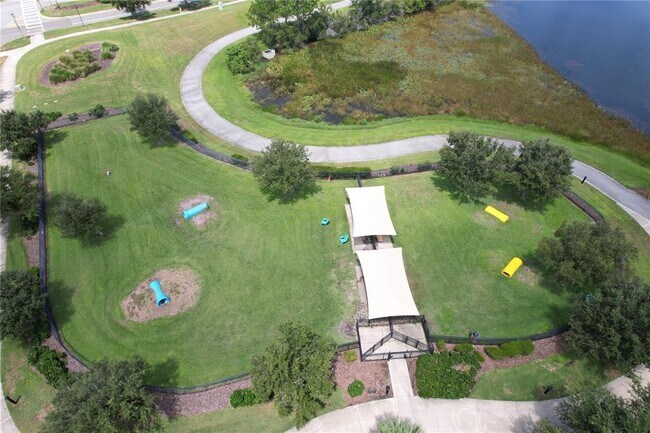 Building Photo - 6123 Voyagers Pl
