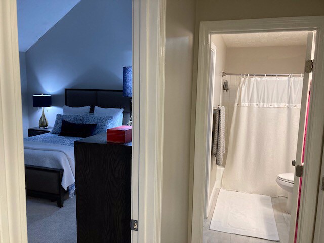 Building Photo - 16 Rollins Ct