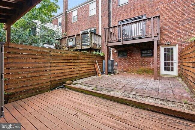 Building Photo - 223 Burgess Ave