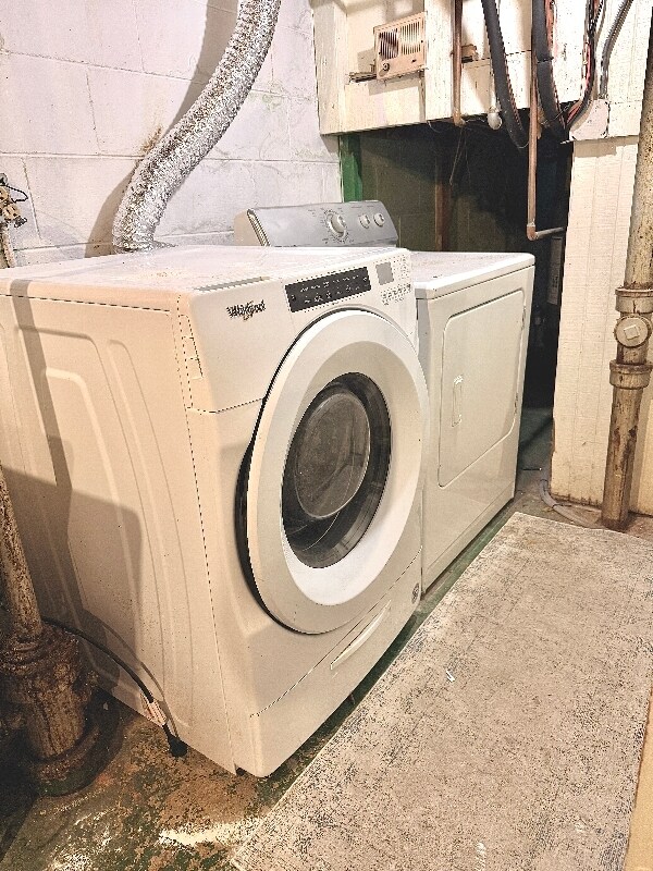 Building Photo - 1316 Marquette Ave