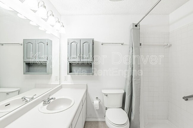 Building Photo - 7185 S Gaylord St