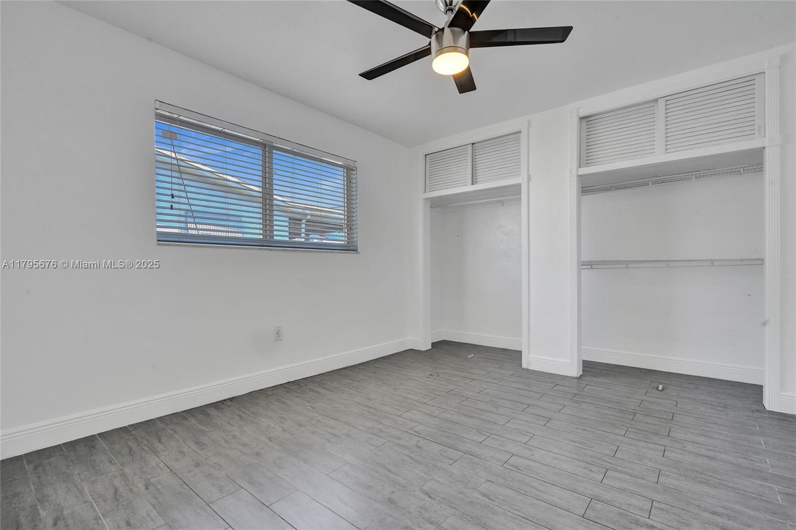 Building Photo - 9240 SW 54th St
