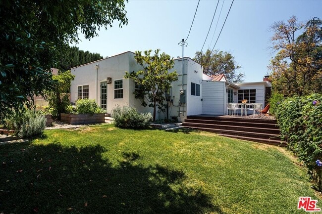 Building Photo - 1410 Stanford Dr