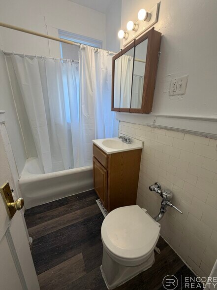 Building Photo - 1167 Boylston St