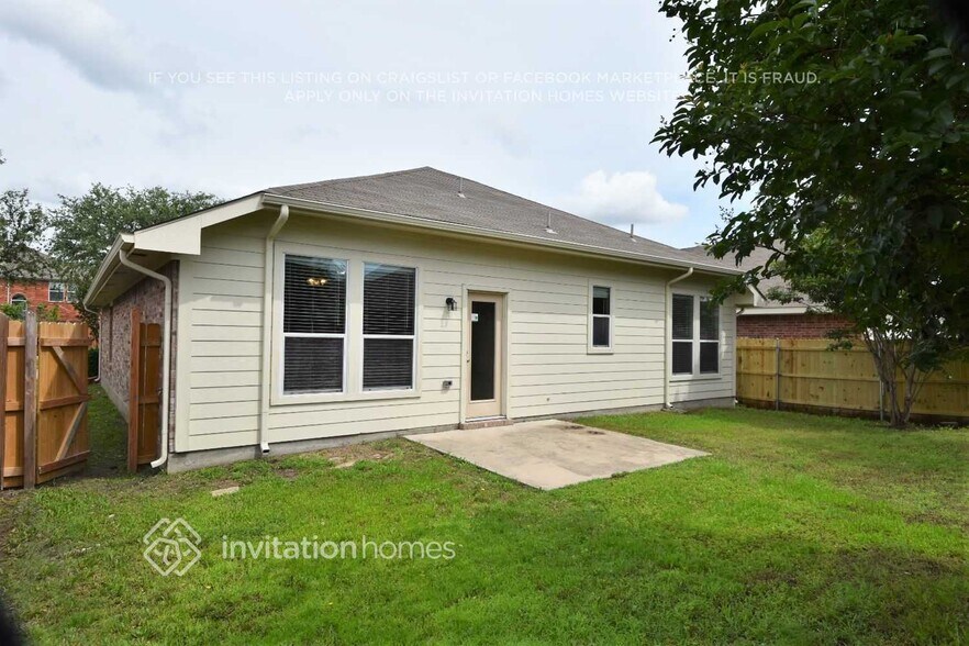 Building Photo - 1007 Grimes Dr