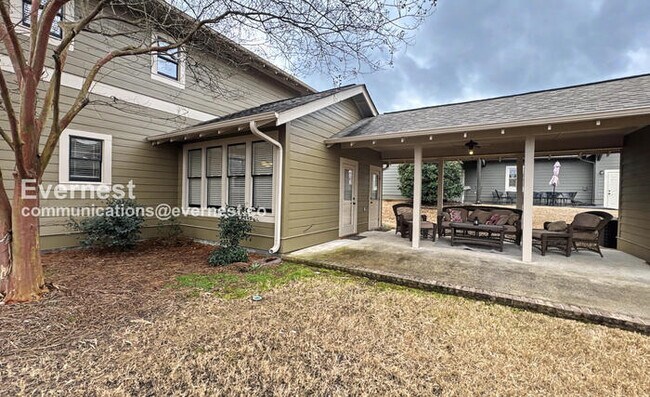 Building Photo - 2067 Ross Park Way