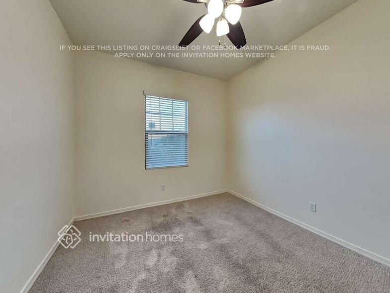 Building Photo - 35562 W Santa Clara Ave