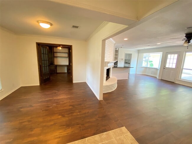 Building Photo - 12846 Westmere Dr