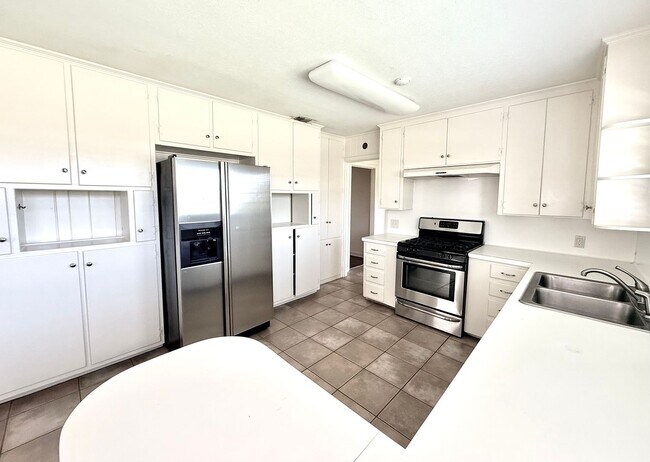 Building Photo - 3134 Fritchie Dr
