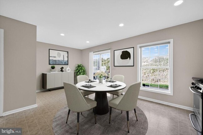 Building Photo - 100 Parker Ave