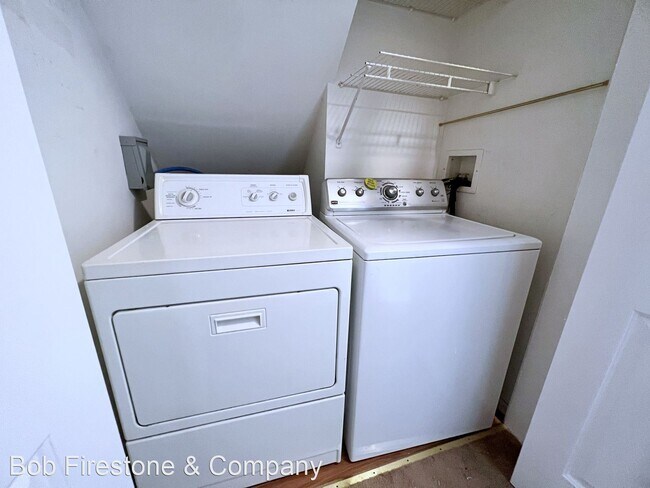 Building Photo - 4 br, 2 bath House - 5409 Alberta Rd.