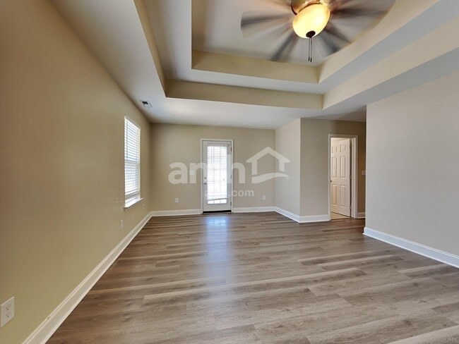 Building Photo - 123 Diploma Dr