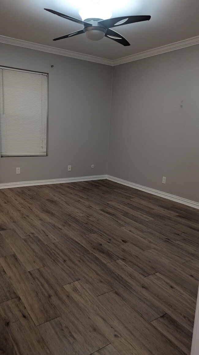 Building Photo - 402 Postoffice St